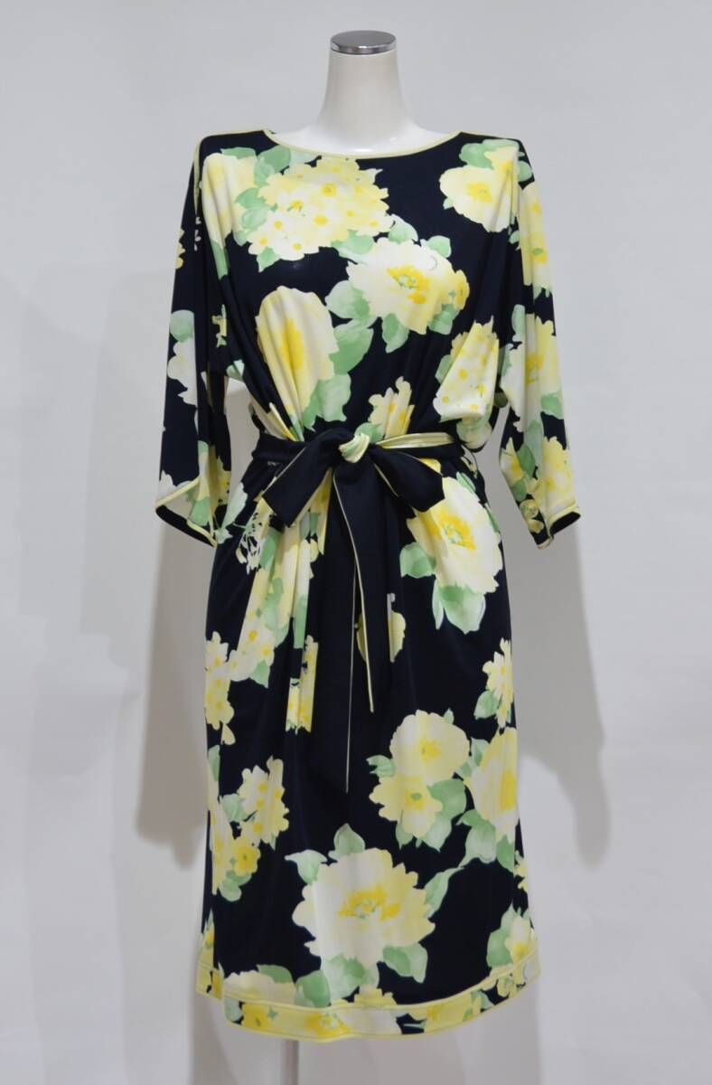 LEONARD レオナール ベルト付き 花柄 ワンピース ブラック × イエロー 36 Y-327196拍卖