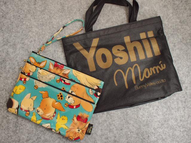 未使用長期保管品・ヨシイマミ*ポップで可愛いワンちゃん柄ストラップ付きポーチ☆小物入れ財布携帯拍卖