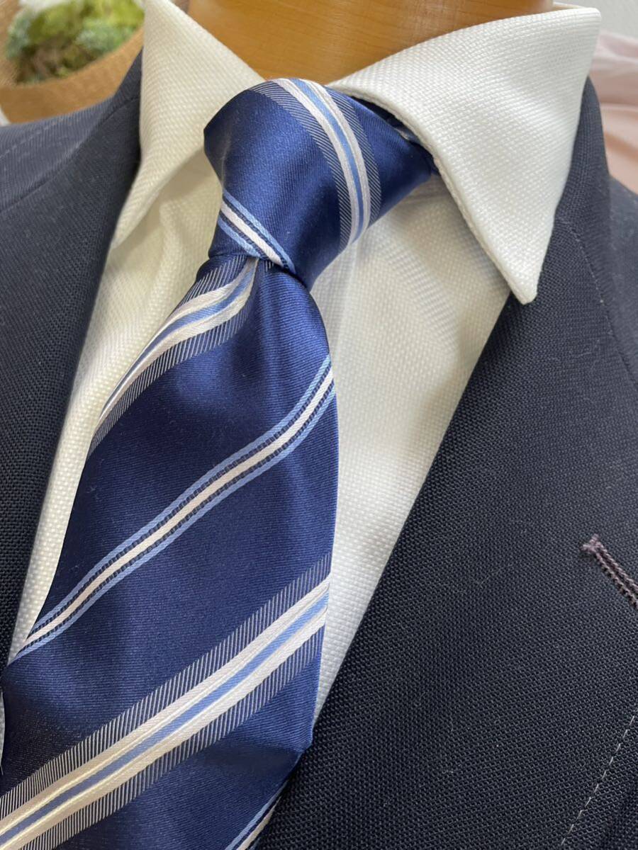 【未使用】LES MUES結びやすいネクタイ ストライプ ブルー系爽やかな印象 シルク100%拍卖