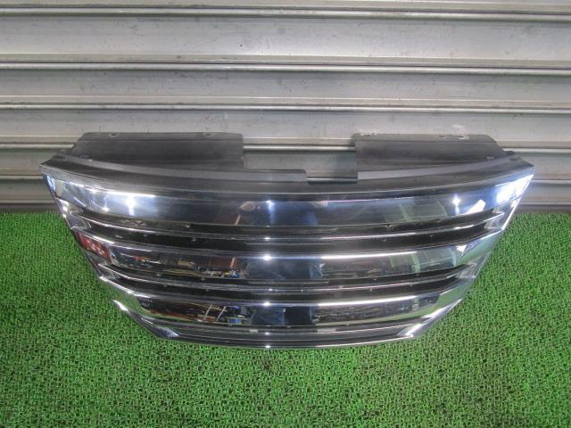 セレナ DBA-C26 ラジエータグリル 62310-1A21B メッキ /41489拍卖