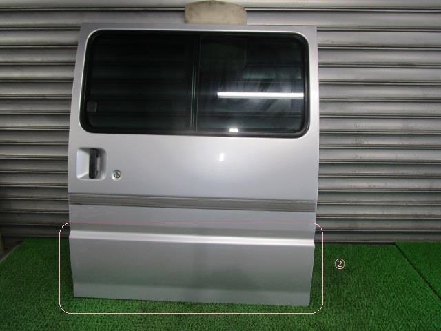 ボンゴ ABF-SK82V 左リアドア S64S-73-020 22V サンライトシルバーメタリック /41491拍卖