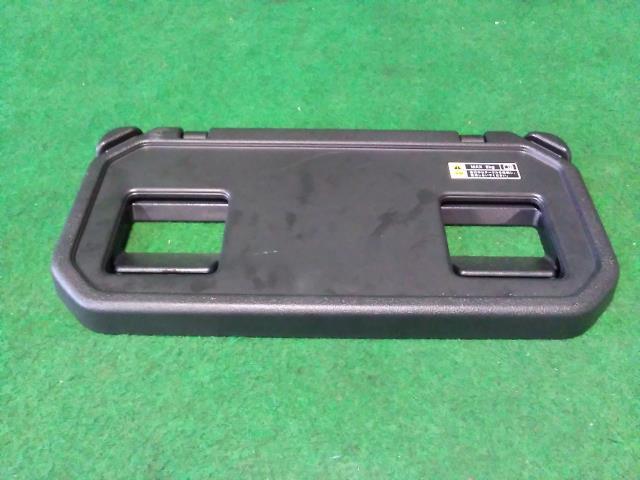 ルーミー DBA-M900A ※右シートバックテーブルです B82拍卖