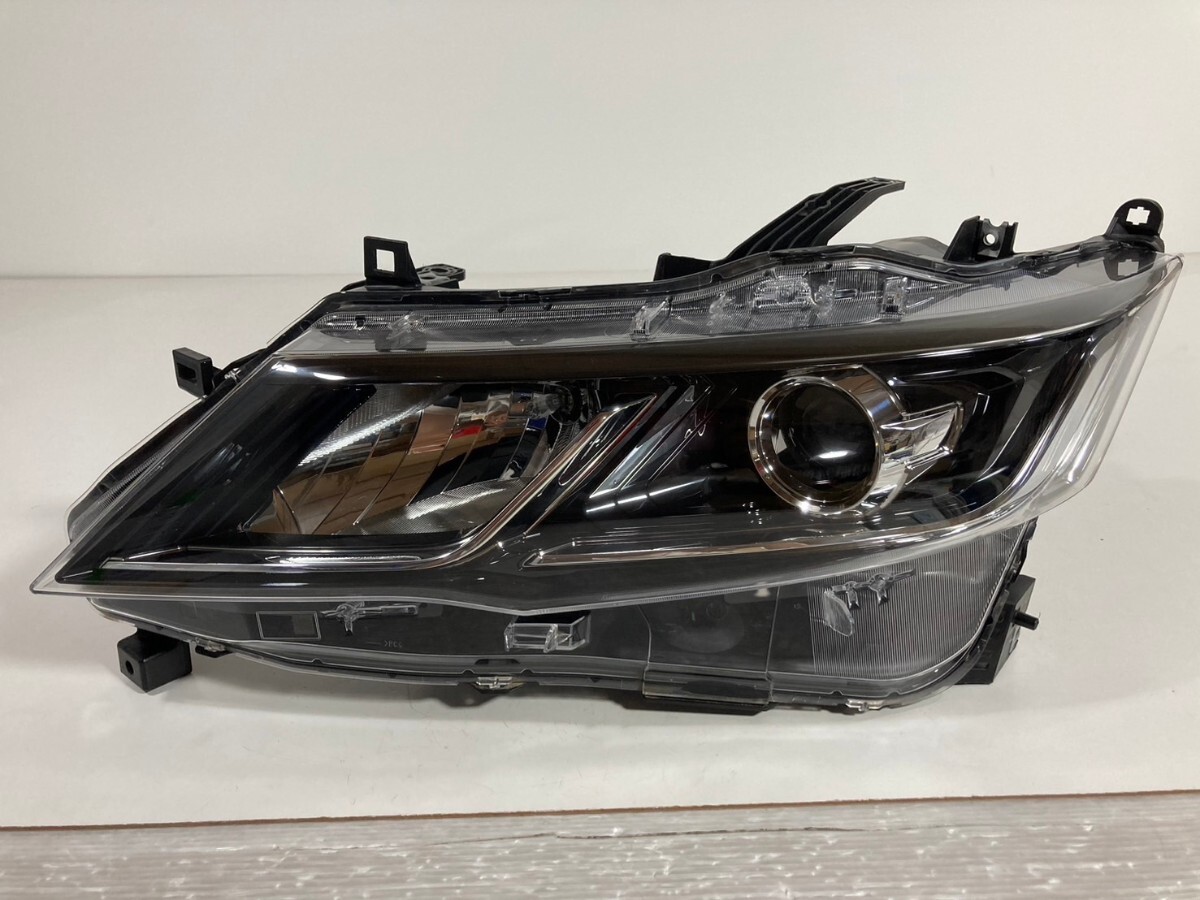 日産純正 C27/GFC27/HFC27/GNC27 セレナ/ハイウェイスター 前期 LED ヘッドライト KOITO 100-23721 刻印Z 棚番L-1107拍卖