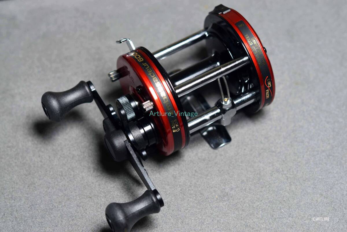 VINTAGE REEL,ABU ambassadeur 6000C CC RED 2619-442  OLD REEL, HISTRICAL REEL ビンテージリール拍卖