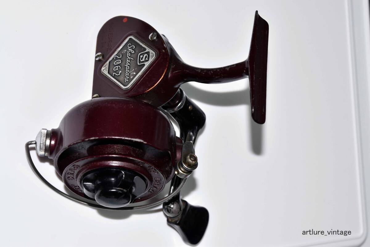 VINTAGE REEL,shakespear 20620 spinning usa OLD REEL, b639-343 HISTRICAL REEL ビンテージリール拍卖