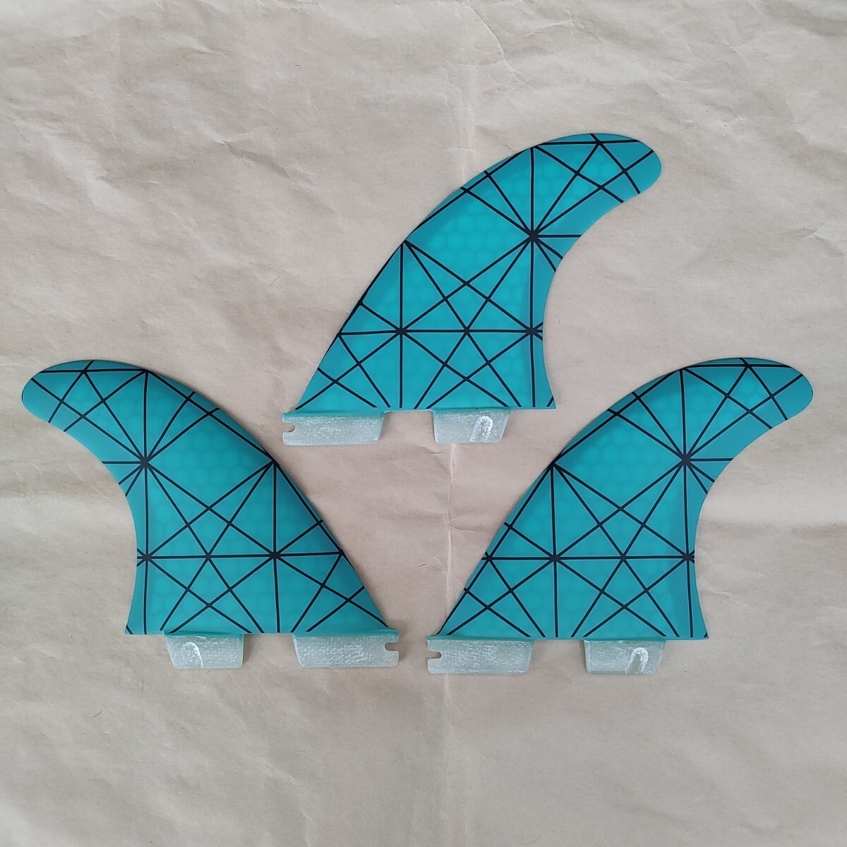 Mサイズ トライフィン スラスターショートボード ミッドレングス G5 PERFORMER系 ハニカムコアノーブランド パフォーマンス フィン拍卖