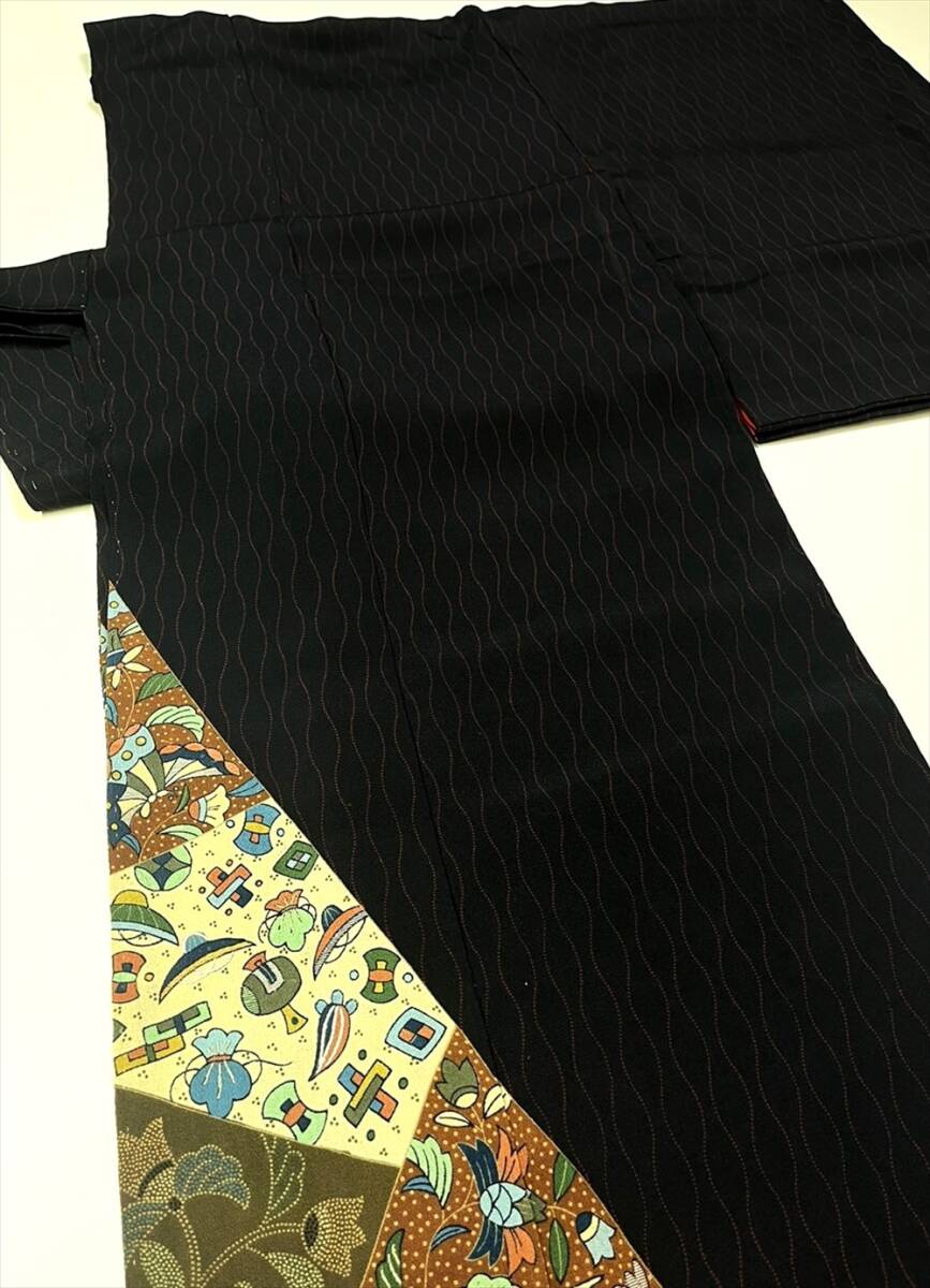 花とら●アンティーク着物 付下げ 裾柄 おさんぽ着 更紗風 立涌 黒地 レトロ 大正ロマン 240710拍卖