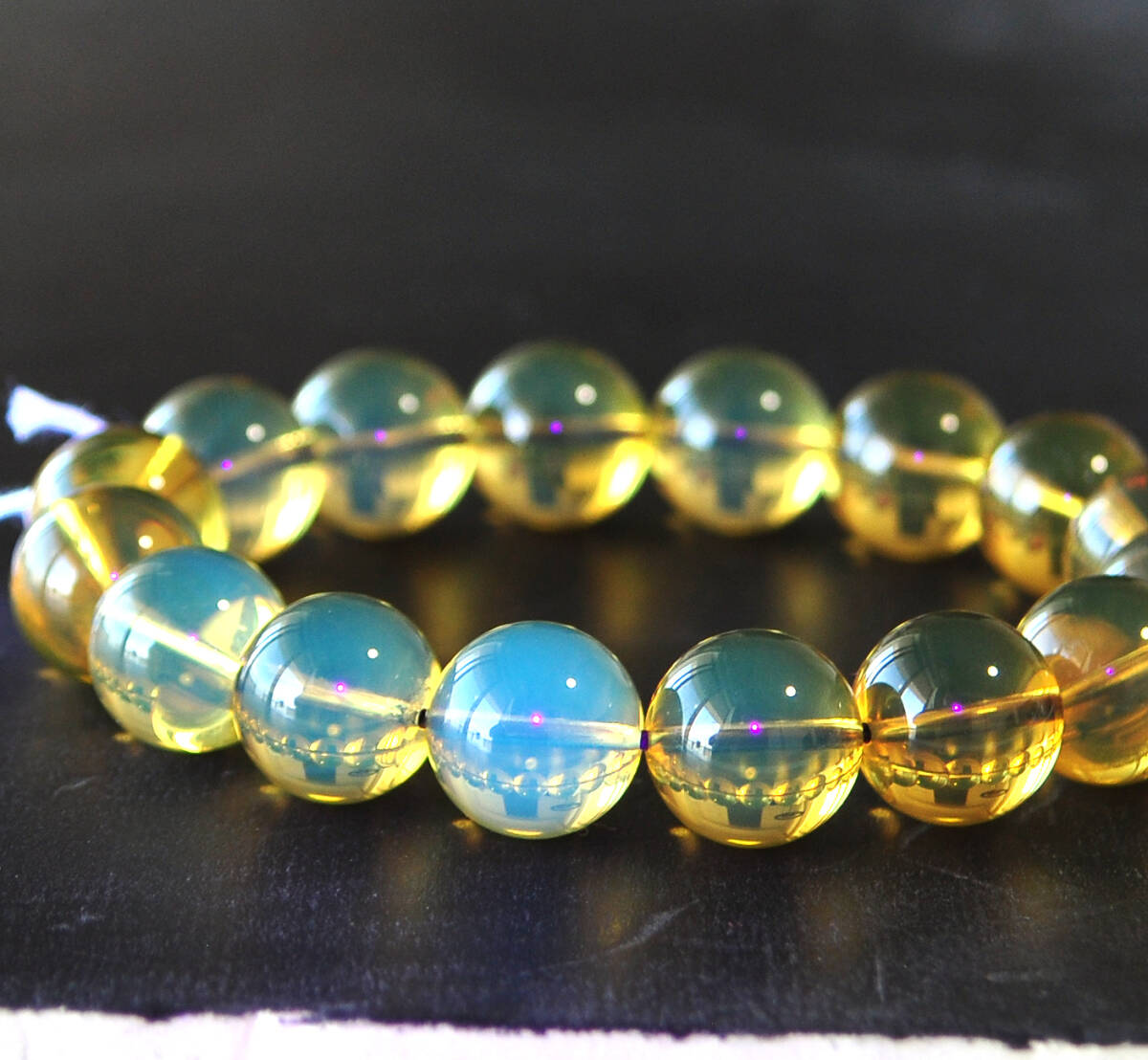 ☆天然石卸☆超激レア☆完全別格品(宝石質)☆ミャンマー産☆バーマイト琥珀☆超極上ブルーアンバーSSA※鑑別書付※ファイナルクオリティー拍卖