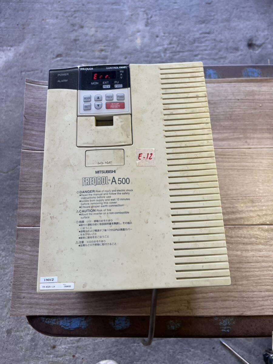 E12 三菱 インバーター FR-A520-11K 11KW 電源確認済み拍卖