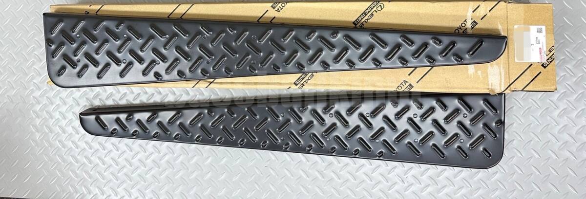 ■新品■トヨタ純正品 FJ40 43 ランドクルーザー フロント サイド ステップ フロントランニングボード ステップペア 左右セット拍卖