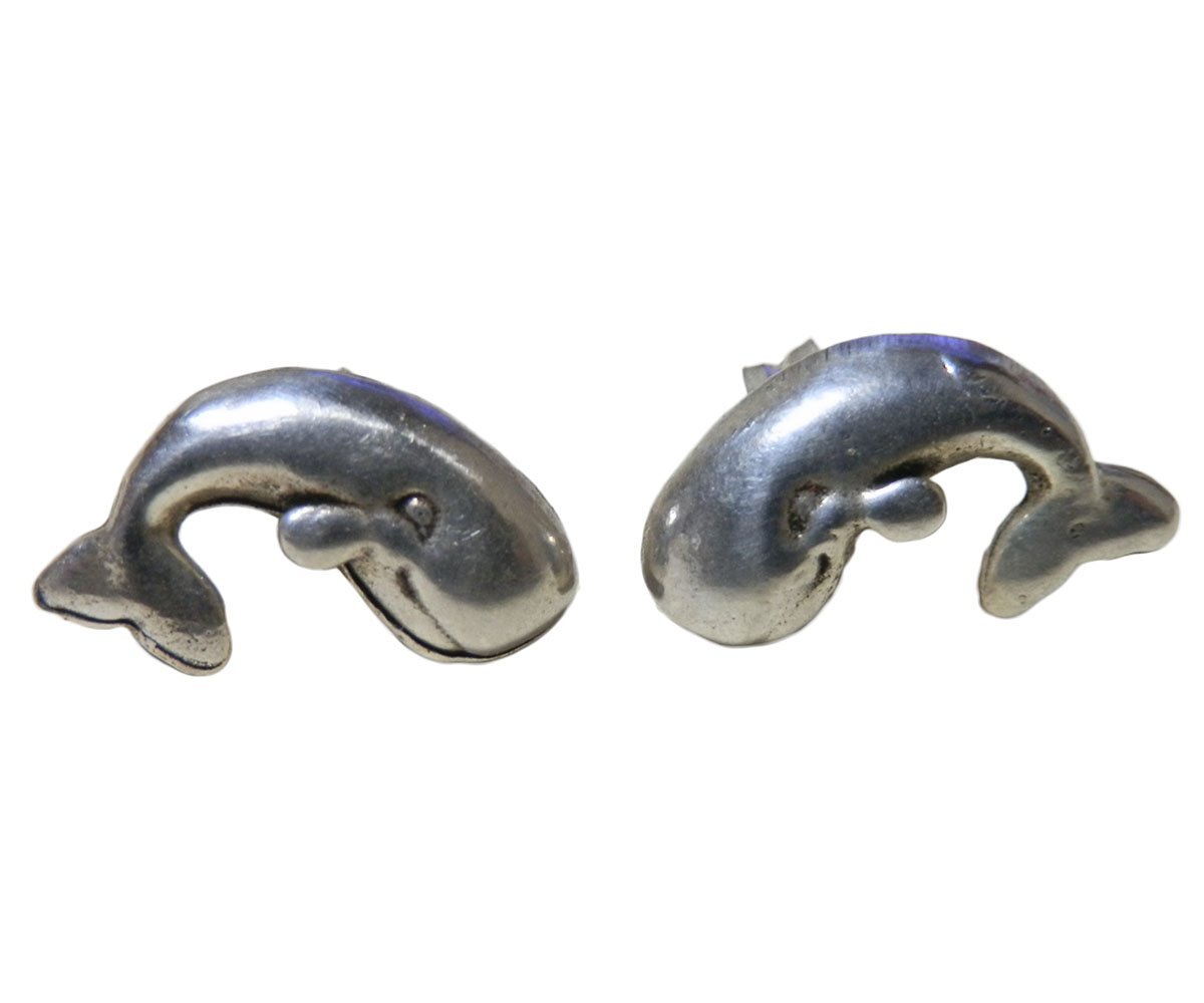 ■☆アジアン雑貨 タイ銀職人 シルバー・キャッチ付きピアス クジラ (KCP-29)拍卖