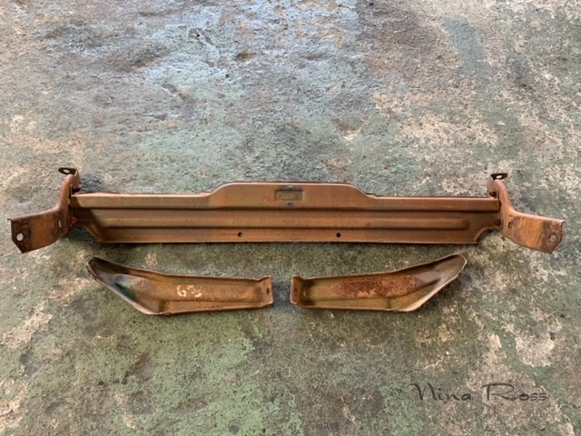 1963 63 シボレー インパラ リアバンパー ホースメント ブラケット 4点セット オリジナル 純正 中古拍卖