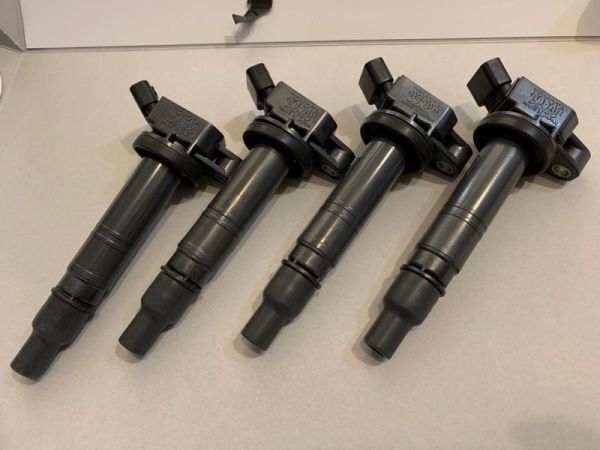 残りわずか!【未使用 トヨタ 純正】TOYOTA シエンタ P80系 DICE DICEG イグニッションコイル 4個セット拍卖
