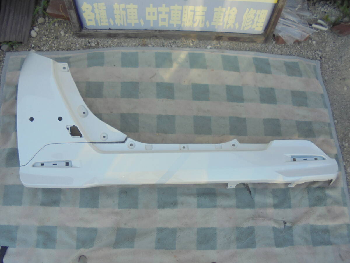 タンク,ルーミー,トール M900A.M910A.M900S.M910S 純正 リアバンパー 52159-B1260 52553-B1020 ☆送料格安 ☆要確認 6675拍卖