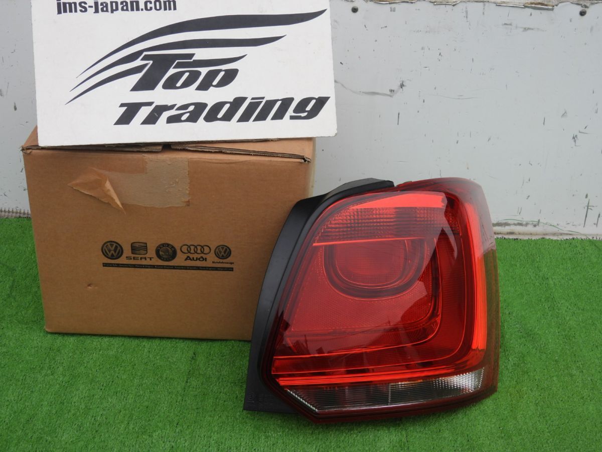 L3650/ VolksWagen純正 ポロ 6R 前期 右 テールランプ 6R0945096M拍卖