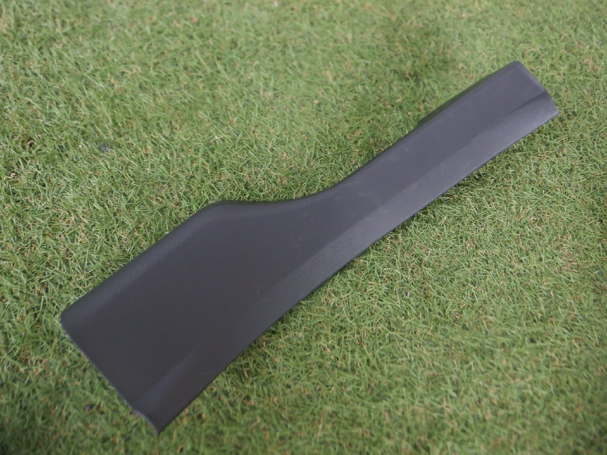 新車外し品 トヨタ純正 A200A A210A ライズ RIZE スカッフプレート パネル 67917-B1070 リア 右側 m-24-7-270拍卖