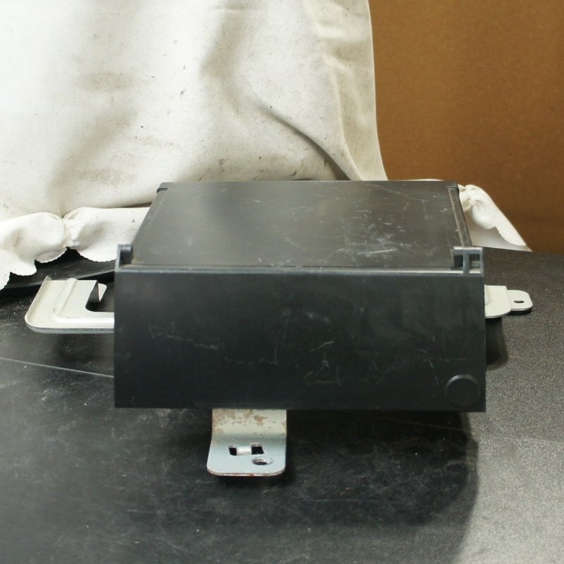 25915-EG03A ナビユニット ステー カバー付 C11 NC11 SC11 ティーダ E11 NE11 ノート Y12 NY12 ウイングロード他 カーナビ 日産 純正@7303s拍卖