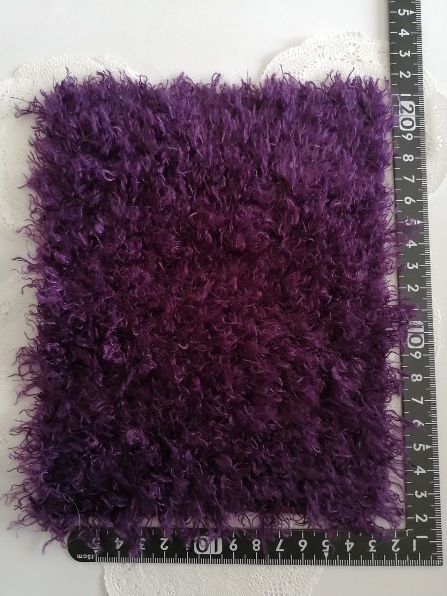 tia*゜ドール用 ミニチュア 角形 ラグ マット 紫 ファー インテリア ドールハウス momoko リカちゃん バービー タミーちゃん 1/6ドール拍卖