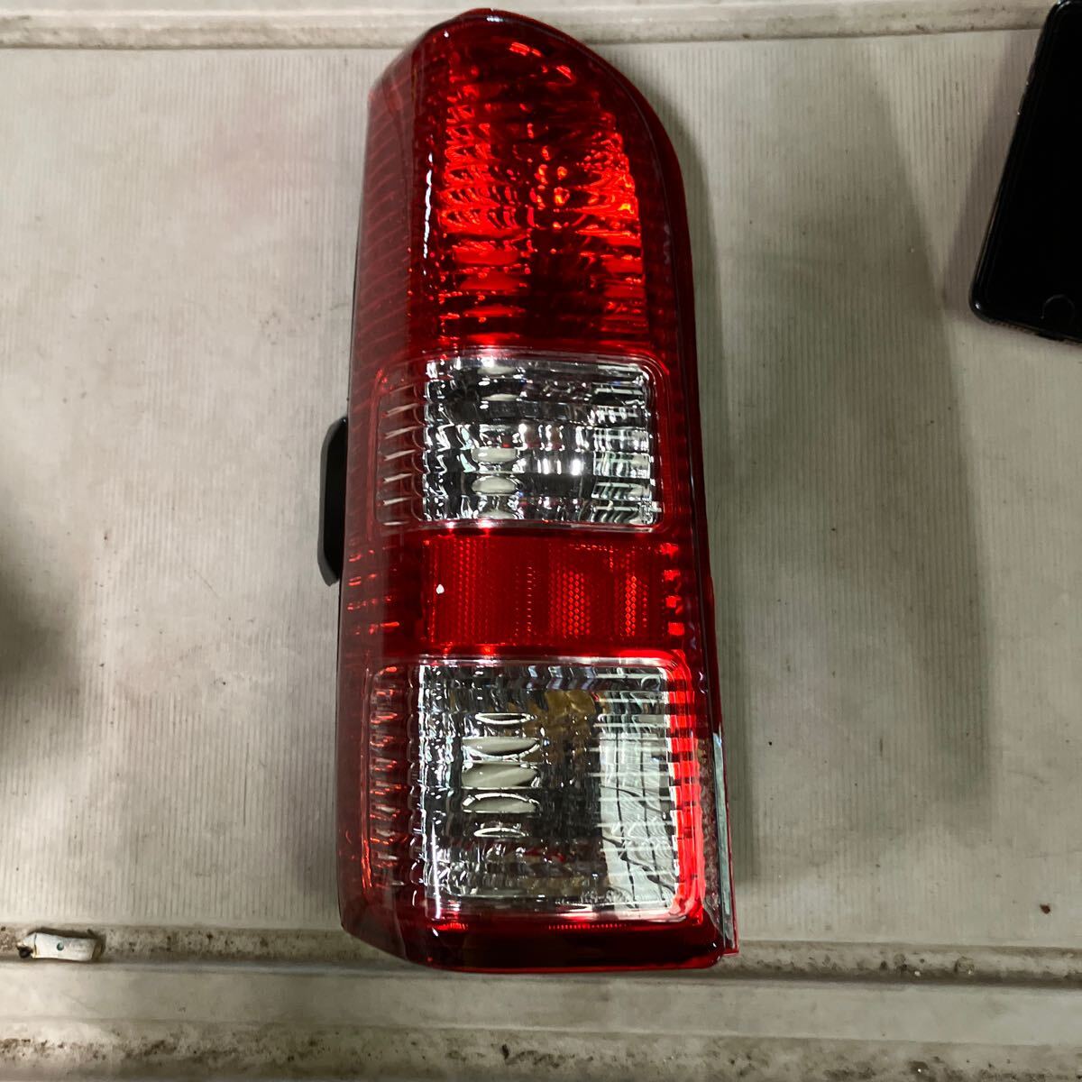 テールユニット エブリワゴンDA/スクラムワゴンDG 赤/白 左 CGC-41232拍卖