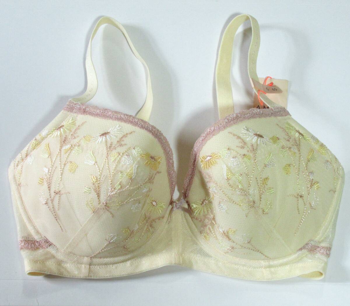 新品★トリンプ☆G65 アモスタイル(クリーム色系)ブラジャー 拍卖