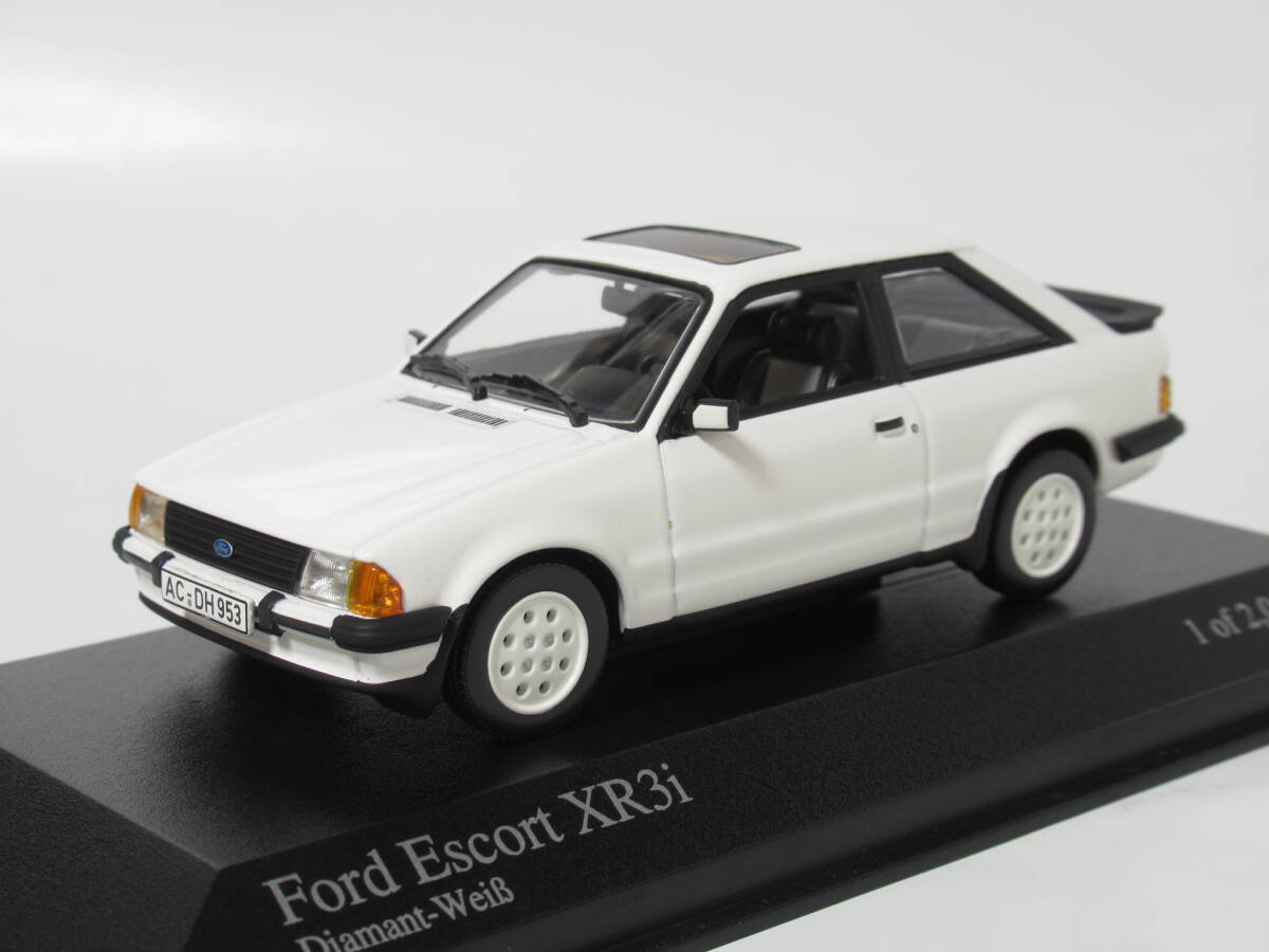 1/43 フォード エスコート Ⅲ XR3i 1982 ホワイト拍卖