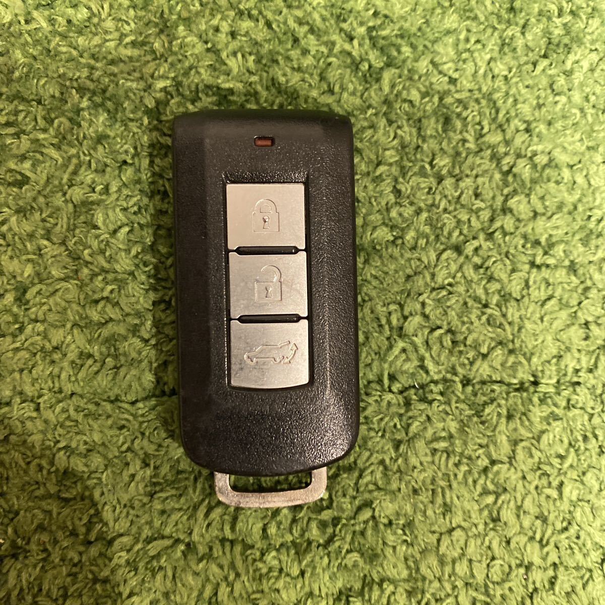 三菱 純正 スマートキー 3ボタン 007YUUL0422アウトランダー エクリプスクロス ギャラン ランサー キーレス リモコン 動作確認済み ★2353拍卖