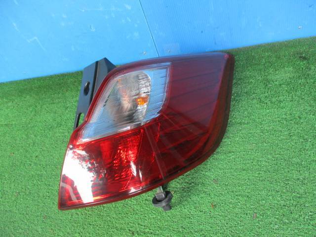 ★☆YA5 エクシーガ 右テールランプ☆★拍卖