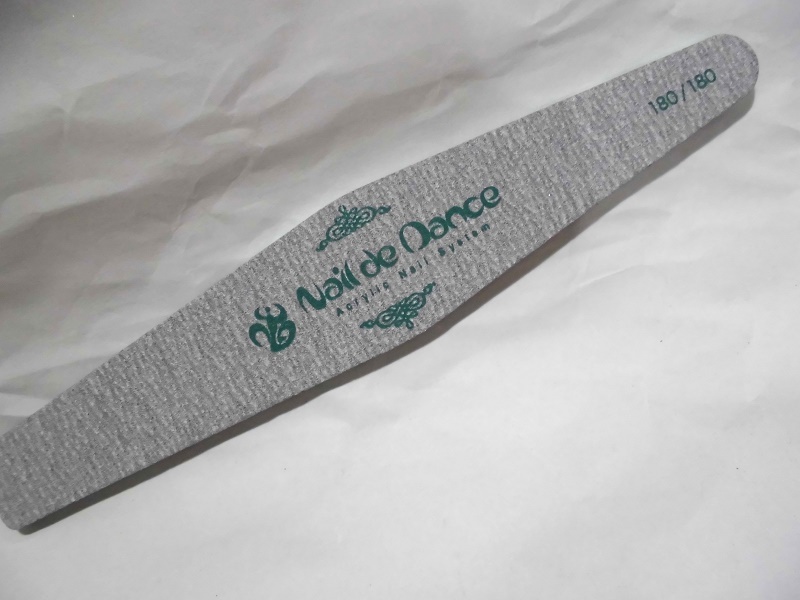 Nail de Dance ダイヤモンドゼブラファイル 180/180拍卖