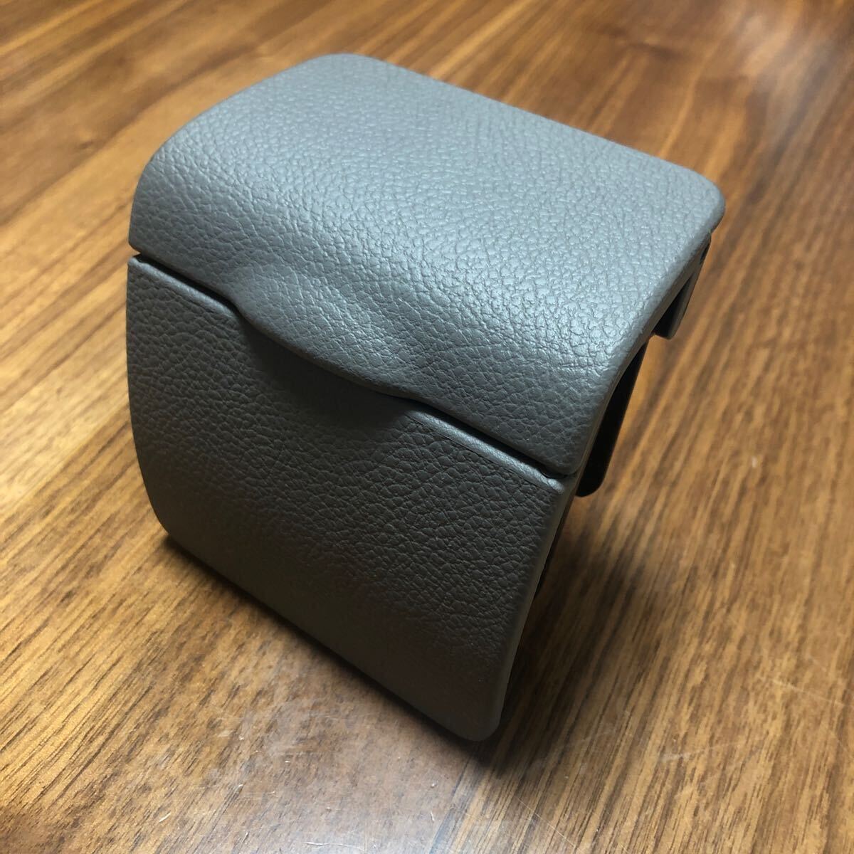 UD クオン コンドル 灰皿 日産 ディーゼル 大型 中型 QUON CONDOR ジャンク拍卖