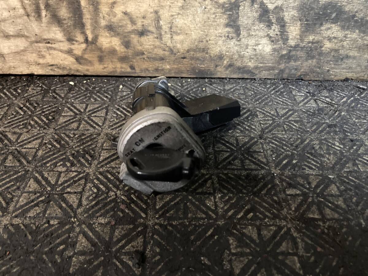 HONDA TODAY AF61 キーシリンダー 神戸発 A192-26拍卖