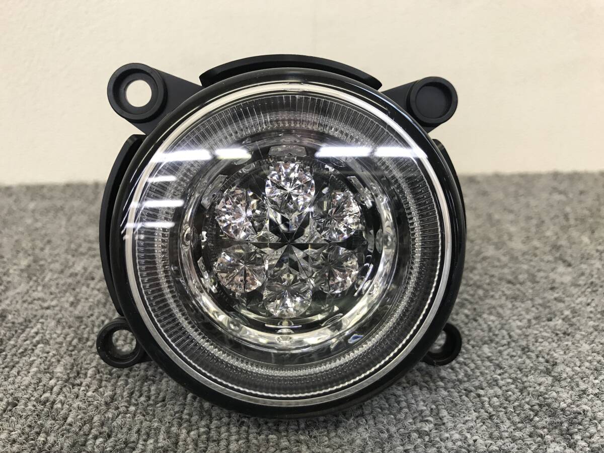 □□2407-Z41 スタート即決!L675S L685S ミラココア 純正 LED フォグランプ ホワイト光 STANLEY W1921 W3035 点灯確認済み 片側のみ拍卖