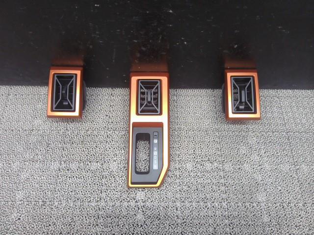 ☆令和2年 タフト LA900S インストルメントパネル 3点セット オレンジ色 エアコン吹出し口 55045-B2450-E0 55650-B2410-C0、55660-B2300-C0拍卖