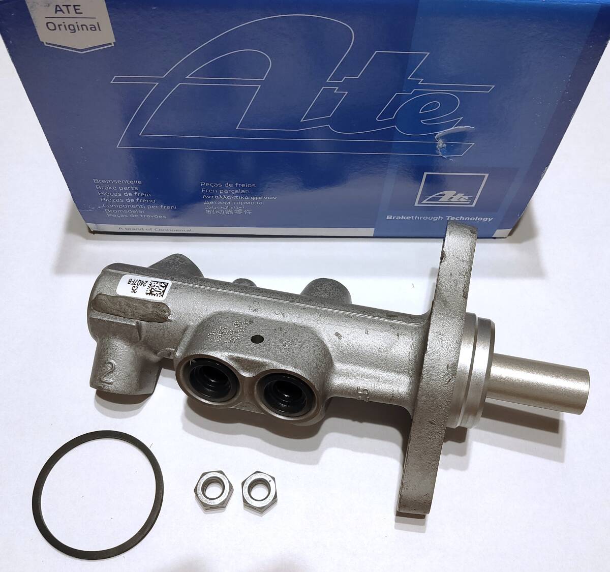 (送料込) VOLVO ボルボ S60 S80 V70(MK2) XC70(MK2) XC90 DSTC仕様ブレーキマスターシリンダー【ATE製・新品】拍卖