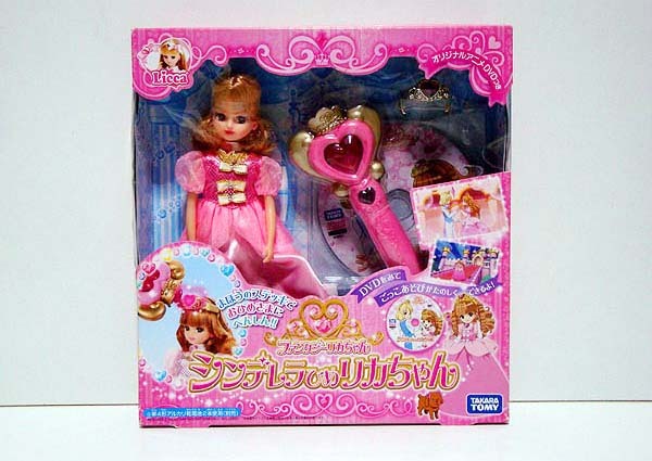 ☆リカちゃん/'2011 シンデレラひめ リカちゃん 新品 検)キャラクタードール/着せかえ人形/タカラトミー/ファンタジー/DVD拍卖