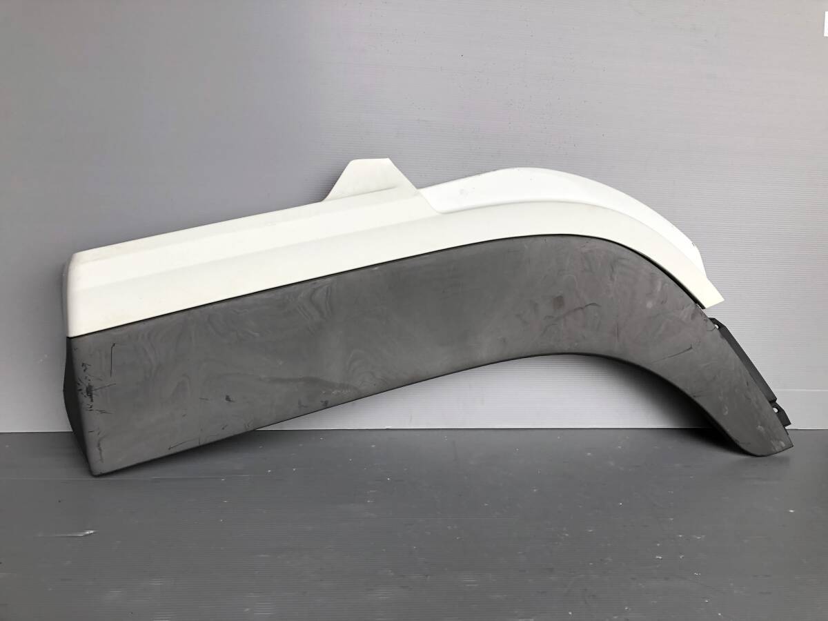 17905m 三菱ふそう スーパーグレート QPG-FS64VZ フェンダー パネル 右 右側 運転席側 63拍卖