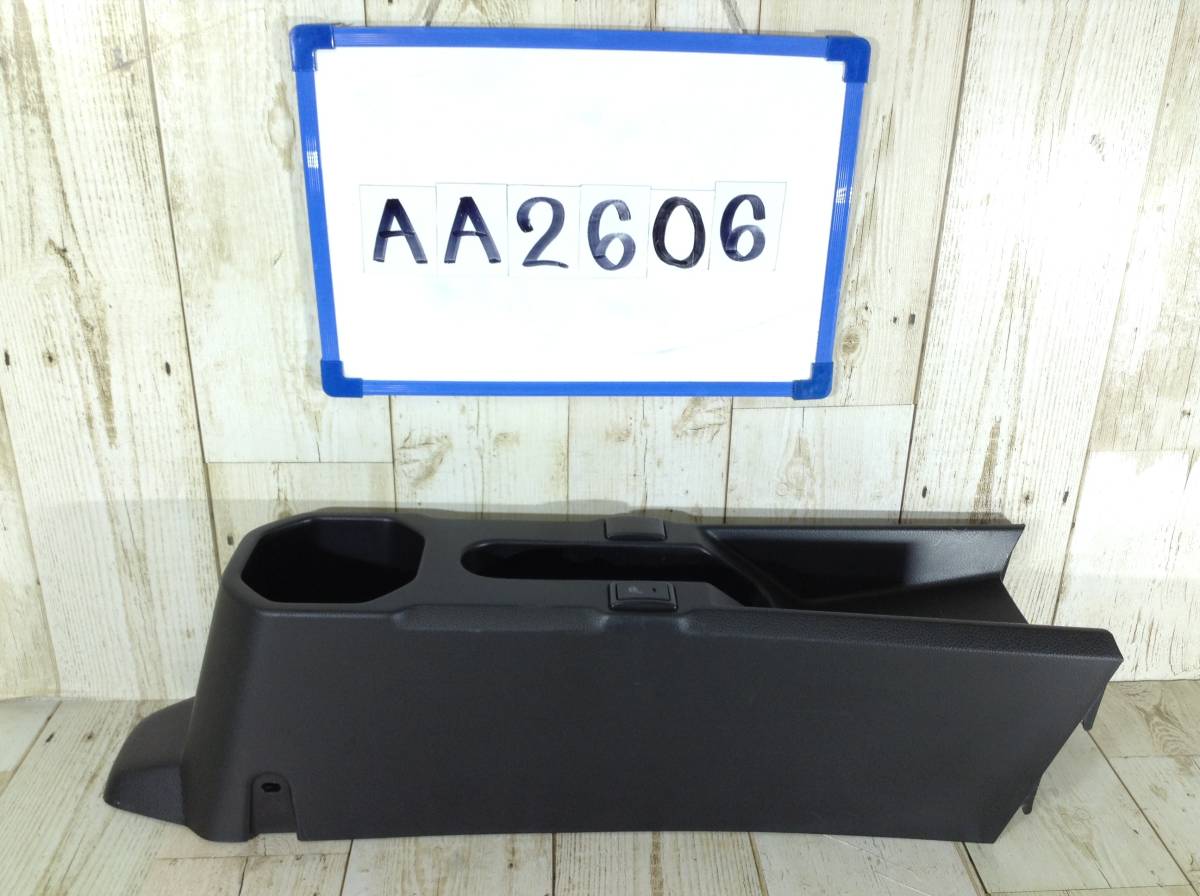★★★AA2606★★ FF21S スズキ イグニス インパネ 内装パネル コンソールボックス拍卖