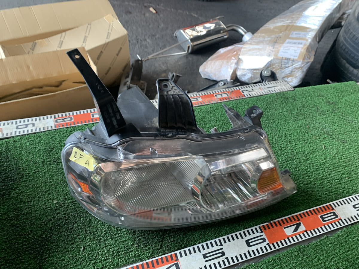 ホンダ ヘッドライト 右 rf4拍卖