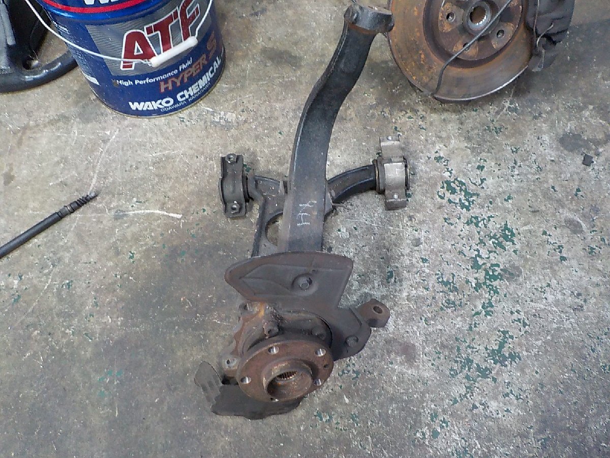 アルファロメオ 147 フロントハブナックル ロアアーム 左拍卖