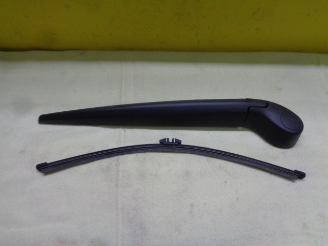 ★ボルボ V70 BB6324W リアワイパー 純正 【送料込み】拍卖