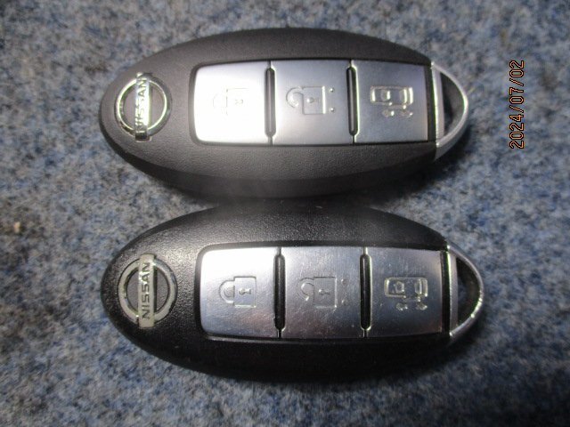 2010/7 セレナ NC25 キーレス スマートキー 3ボタン 2ヶセット拍卖