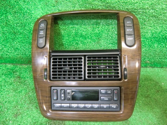 2005/3 エクスプローラー GH-1FMWU74 オーディオパネル エアコンスイッチ 木目 取付ツメ折れ ジャンク拍卖