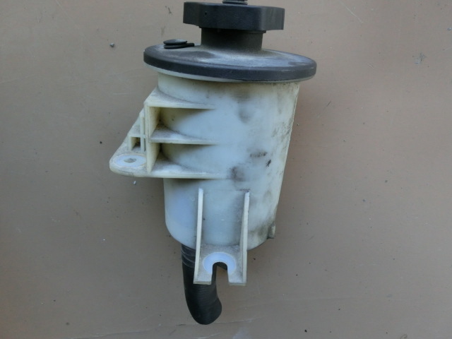 ナビゲーター パワステ タンク 98y 5LMPU28L リザーブ拍卖