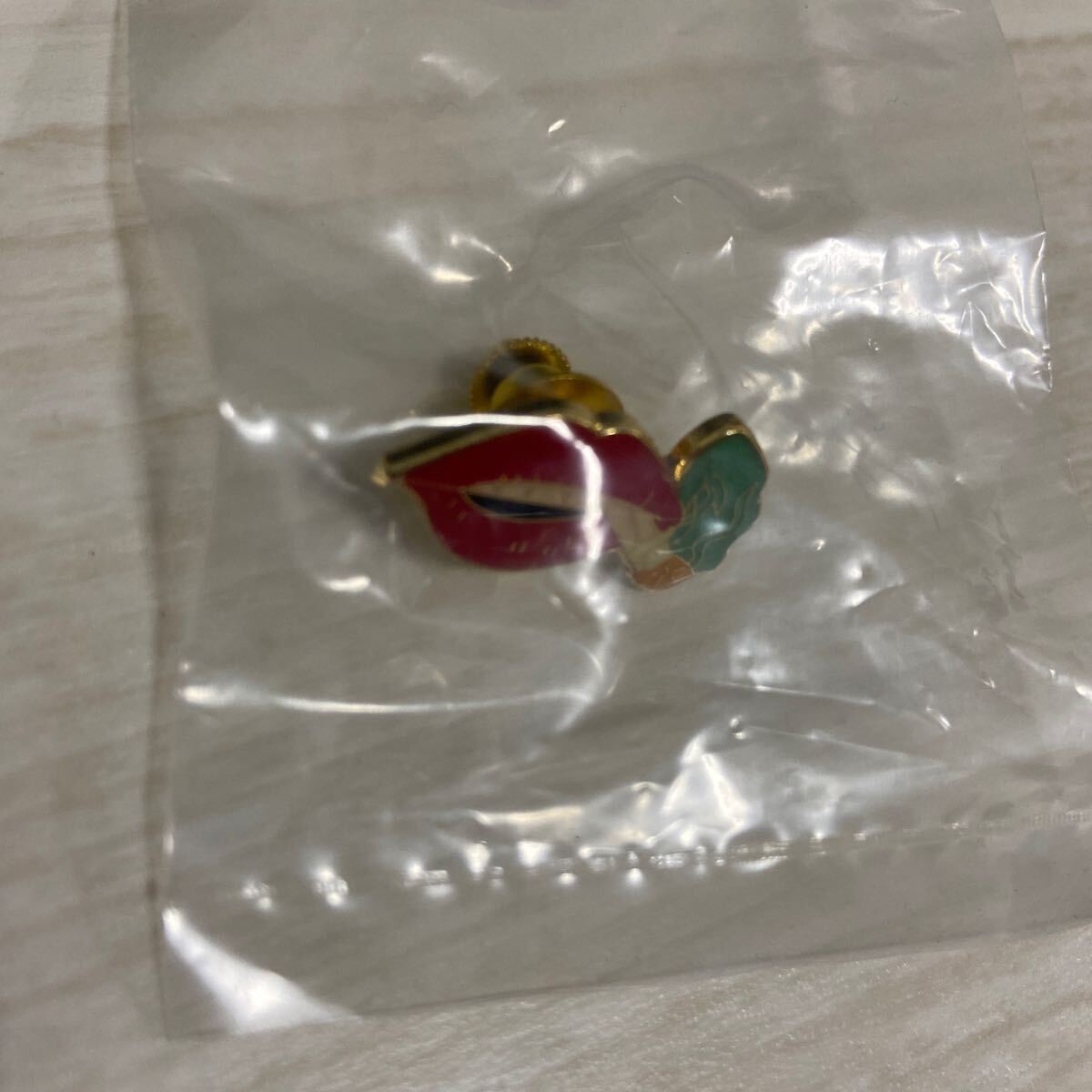 シュプリーム ピンバッチ 16SS スモーキングリップス拍卖