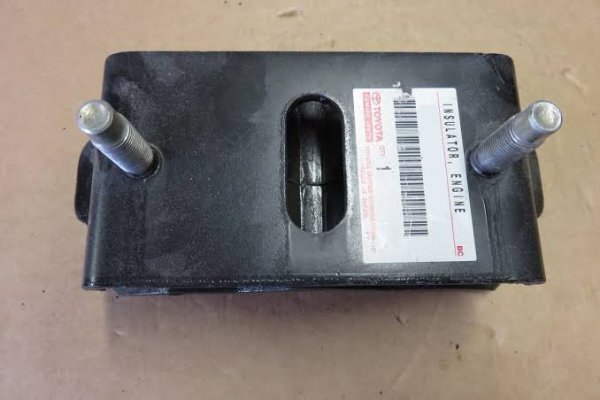 ●新品 トヨタ FZJ80 HDJ81 HZJ81 80 ランドクルーザーバン ランクル 純正 エンジンマウント インシュレーター RR No1 MT拍卖