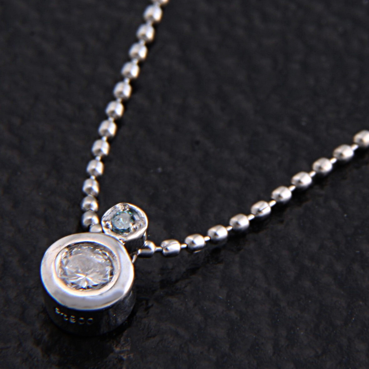 ★☆見て!Pt900/Pt850プラチナ0.11Ctホワイトとブルーの天然ダイヤモンドネックレス40cm!MJ-2377拍卖