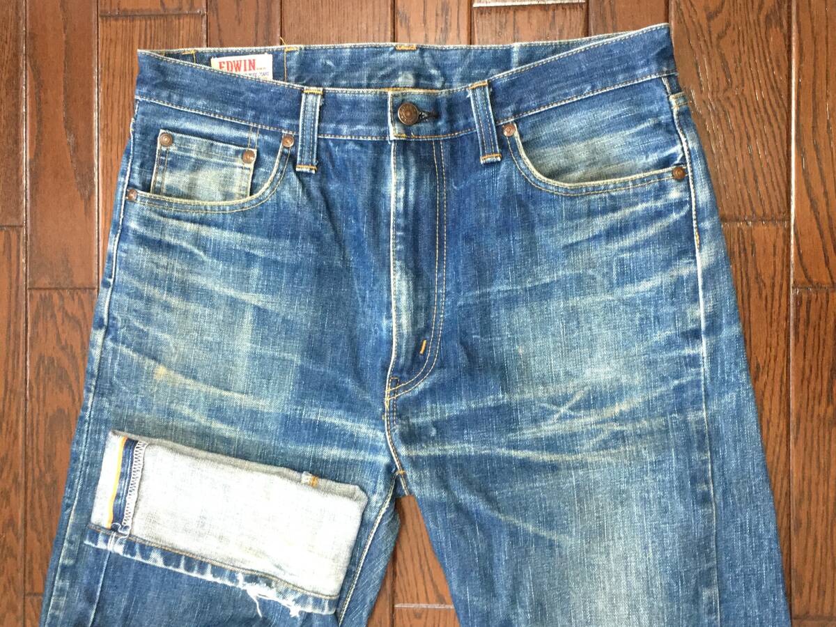 エドウィン EDWIN ひげ落ち ビンテージ レプリカ ジーンズ 32 タロンジッパー 復刻 デニム パンツ 虹色 セルビッチ 縦落ち ハチノス 日本製拍卖