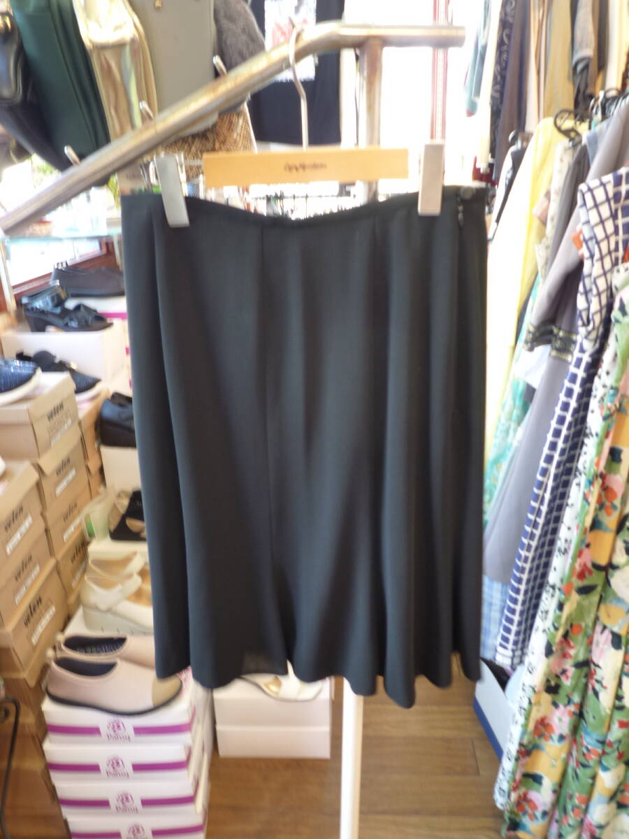 【0706-2】JAEGER 黒シンプルスカート 拍卖