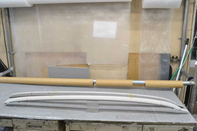 フィアット パンダ 前期(13909) 純正 ルーフキャリア 左右 セット ルーフレール ベージュ 右 左 k084615拍卖