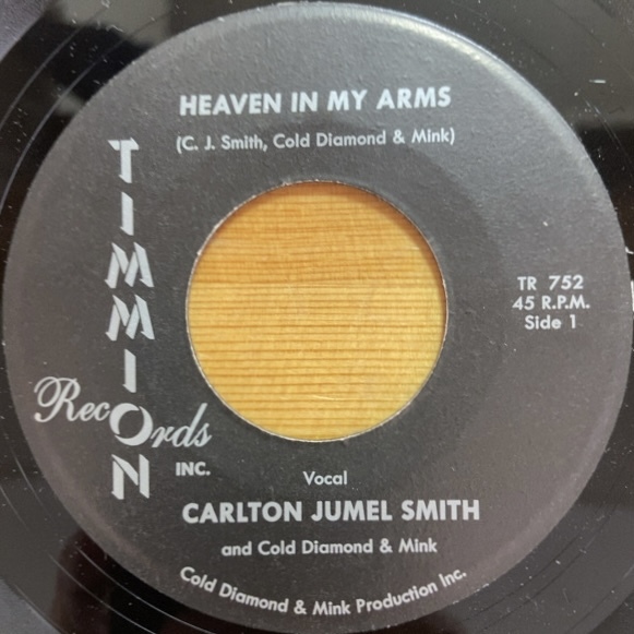 C.J. SMITH AND COLD DIAMOND & MINK HEAVEN IN MY ARMS 45's 7インチ拍卖