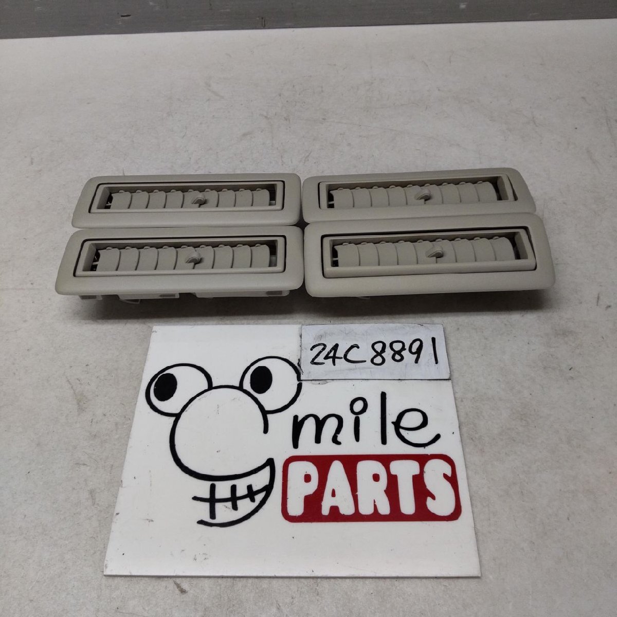 CCEFW ビアンテ 純正 ルーフ吹き出し口 1D1-24-6/24C8891*同梱不可拍卖